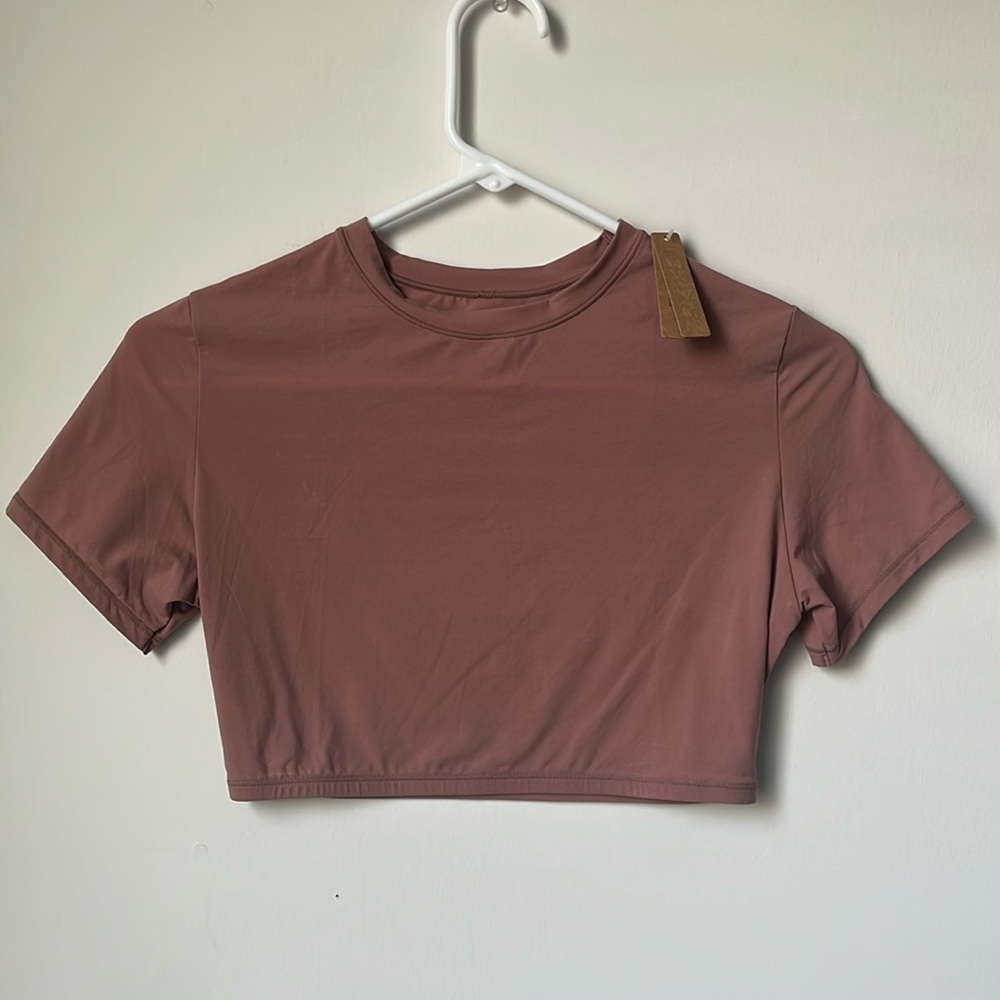 NWT skims cropped tee
